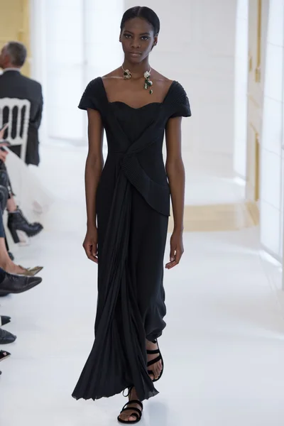 Look 38
